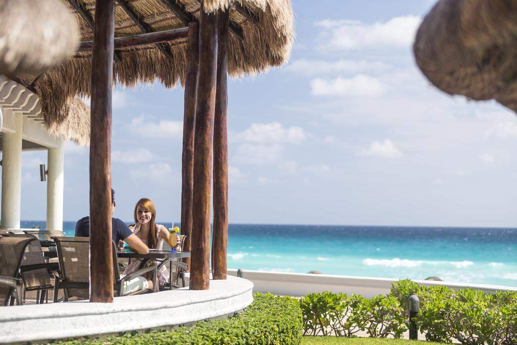 Cancun - 
JW Marriott Cancun Resort & Spa
