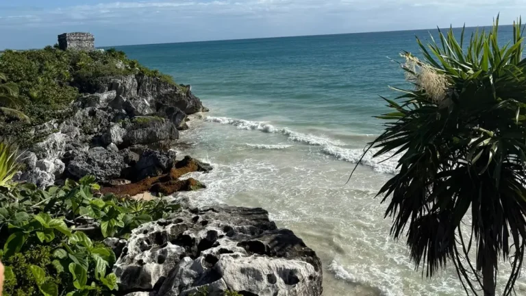 tulum-ruins-ocean
