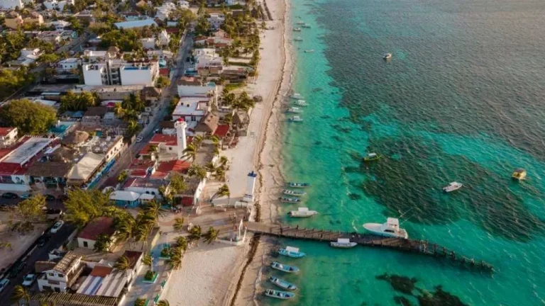 puerto-morelos-aerial